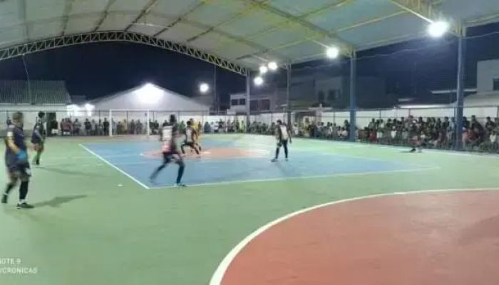 Estação Pizzaria é campeã da I Copa Integração de Futsal de Itarantim