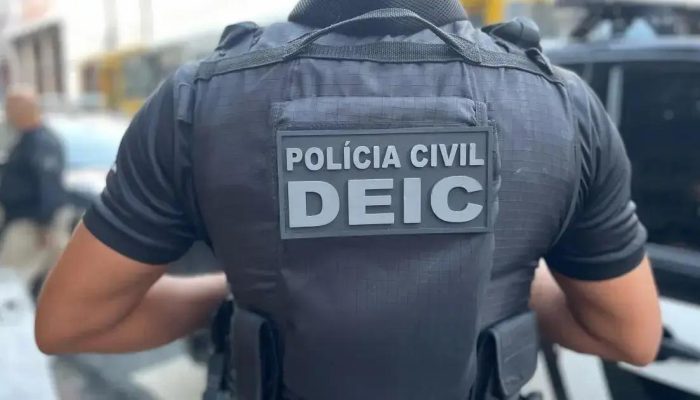 Estelionatário se faz passar por advogado e acaba preso em Salvador