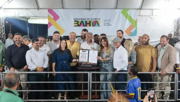 Eunápolis recebe investimentos em saúde e infraestrutura com visita do governador