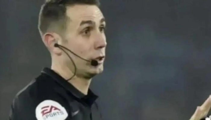 Ex-árbitro da Premier League se declara culpado por exploração sexual infantil