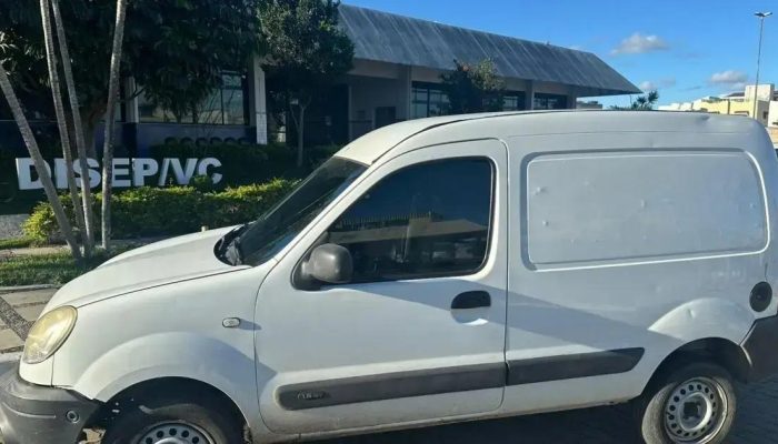 Ex-funcionário e comparsa são presos por furto de R$ 75 mil em materiais de construção