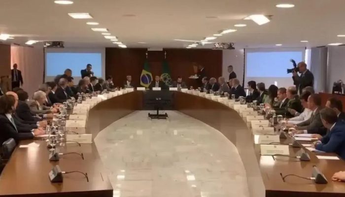Ex-ministros de Bolsonaro negam tentativa de golpe em depoimento ao STF