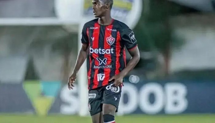 Fábio Soares deixa o Vitória e é anunciado pela Ferroviária na Série B