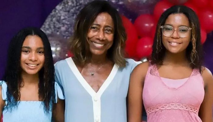 Filhas de Gloria Maria espalham suas cinzas em homenagem tocante