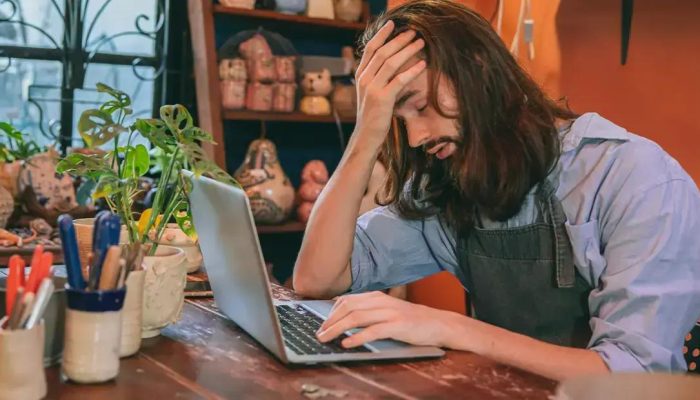 Fim da escala 6x1 pode gerar R$ 35 bi em custos para empresas