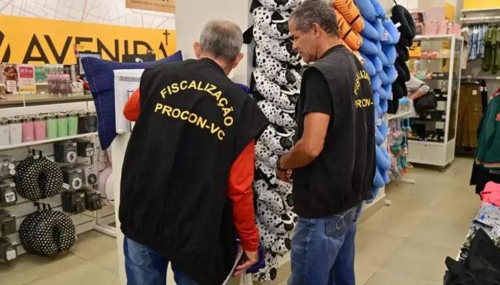 Fiscalização do Procon garante direitos do consumidor no Dia das Mães