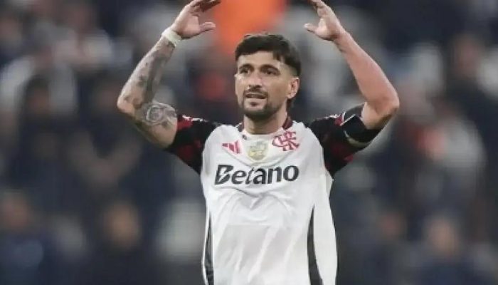 Flamengo renova contrato de Arrascaeta até 2028 com aumento salarial