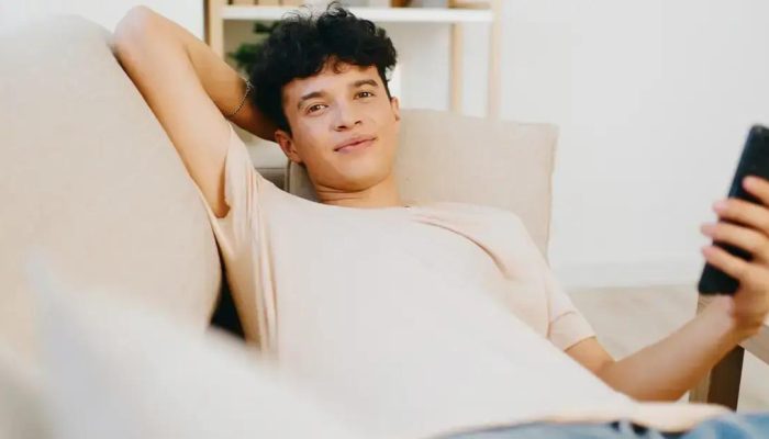 Geração Z adia a vida adulta enquanto cresce entre os 'Nem Nem Nem'