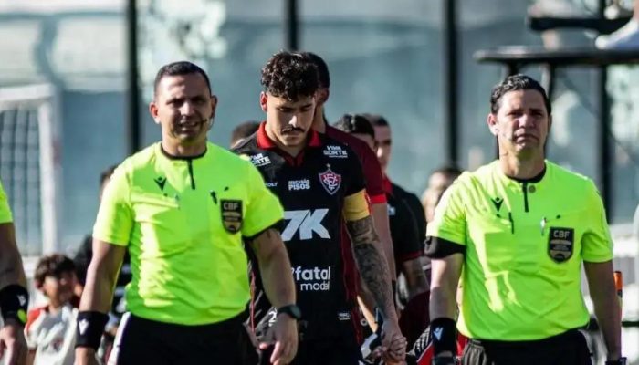 Gols nos minutos finais custam 11 pontos ao Vitória na Série A