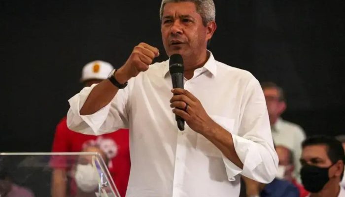 Governador da Bahia visita Maiquinique para anunciar obras