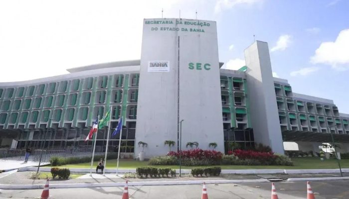 Governo antecipa pagamento do FUNDEF e abono extraordinário para professores