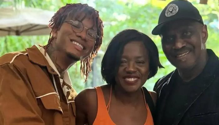 Hisan Silva de Dendezeiro almoça com Viola Davis em São Paulo