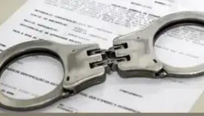 Homem com mandado de prisão em Camacã é capturado em Porto Seguro