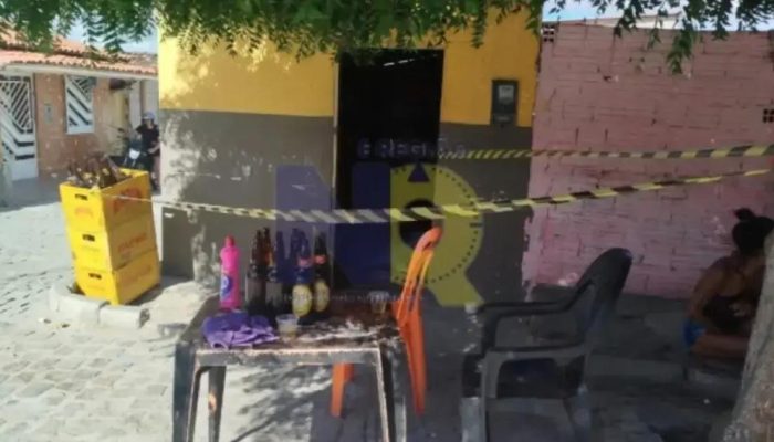 Homem é morto a tiros dentro de bar no centro de Queimadas na Bahia