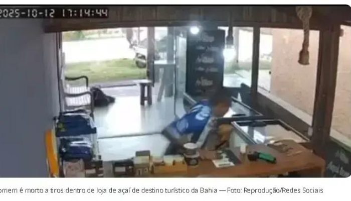 Homem é morto a tiros dentro de loja de açaí em Caraíva