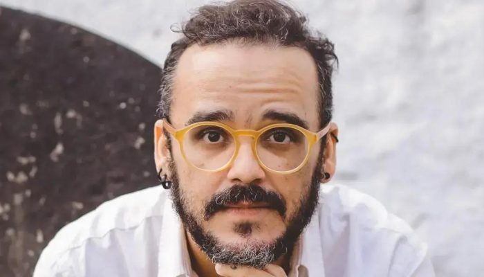 Ian Fraser apresenta novo livro inspirado na Bahia com realismo mágico