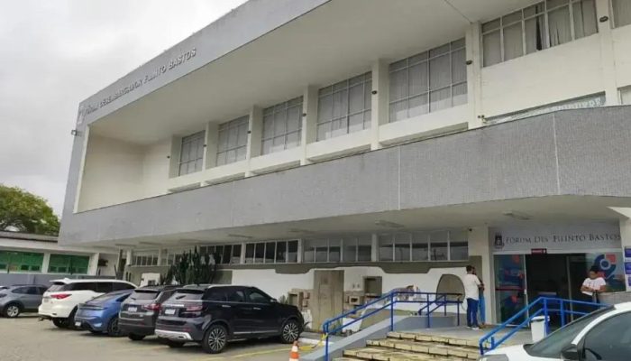 Inspetora da PRF acusada de racismo é liberada após audiência de custódia