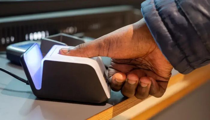 INSS renova cadastro biométrico para liberar empréstimos consignados