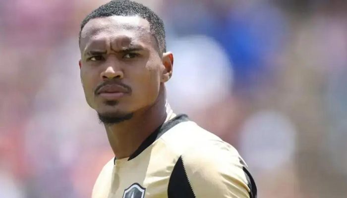 Interesse do Manchester United e Everton pelo goleiro John do Botafogo