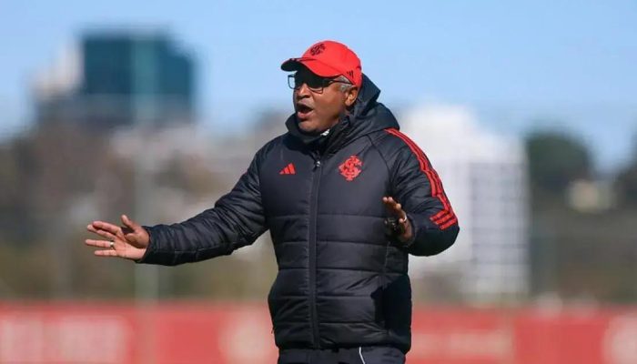 Internacional se prepara para enfrentar o Vitória na Série A 2025