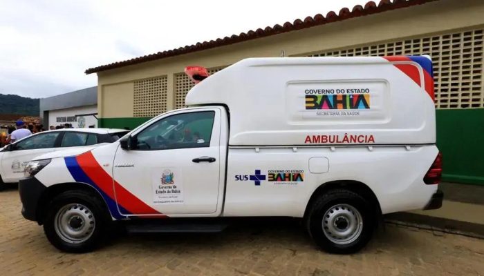 Itagi recebe ambulâncias e novos convênios em saúde e educação