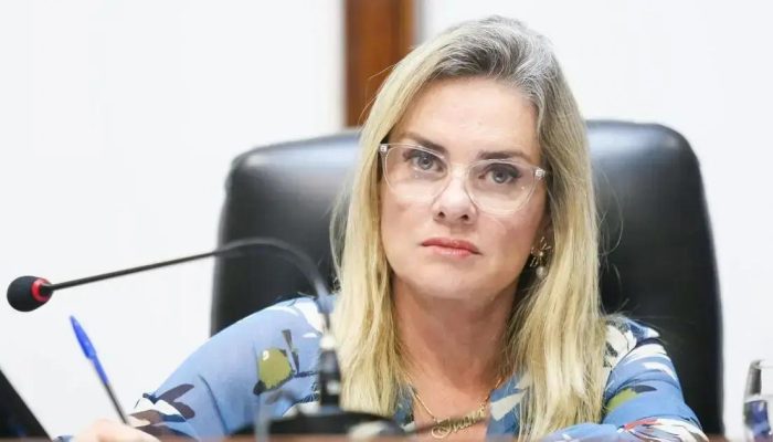 Ivana Bastos critica invasão ao plenário da AL-BA e pede diálogo