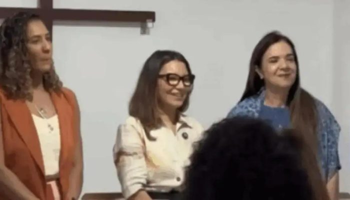 Janja da Silva participa de encontro com evangélicas em Salvador