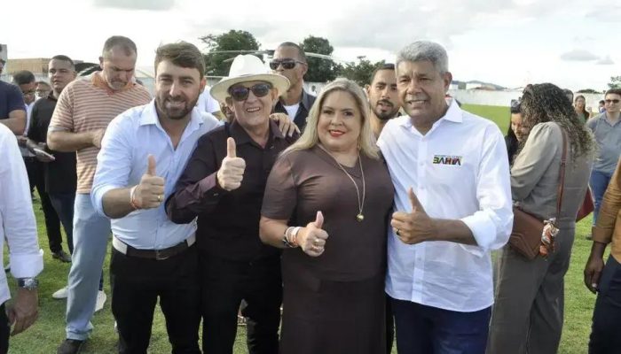 Jerônimo Rodrigues chega a Maiquinique com anúncios de melhorias em saúde e agricultura