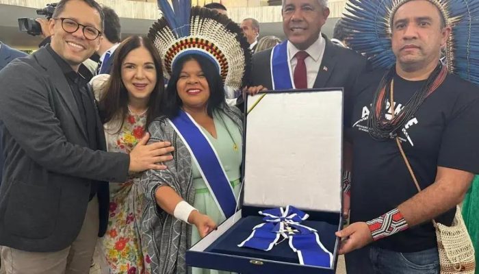 Jerônimo Rodrigues é condecorado com a Grã-Cruz da Ordem de Rio Branco