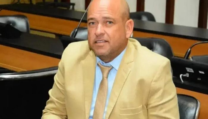 Juíza avança processo contra Binho Galinha e limita testemunhas convidadas