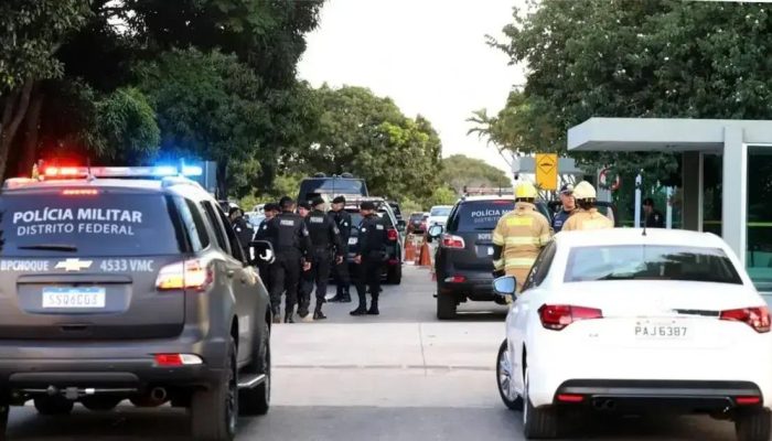 Justiça mantém preso homem que ameaçou explodir bomba em ministério
