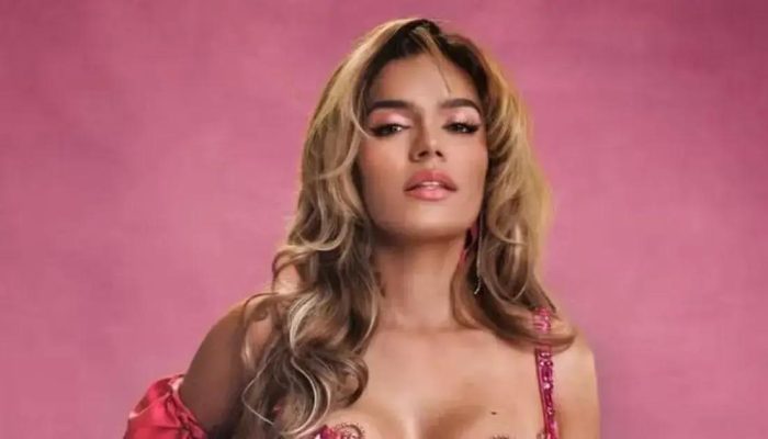 Karol G e Ana Castela tocam no show de intervalo da NFL no Brasil