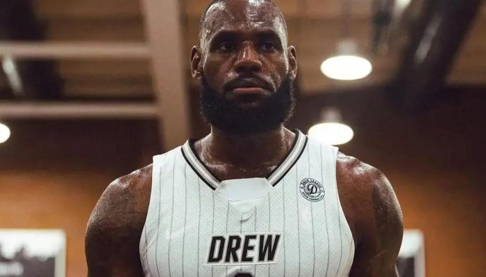 LeBron James alimenta rumores sobre aposentadoria nas redes sociais