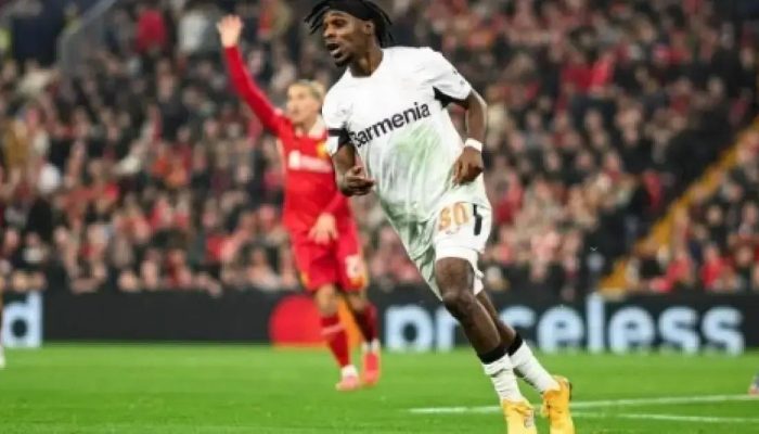 Liverpool deve anunciar contratação de Jeremie Frimpong em breve