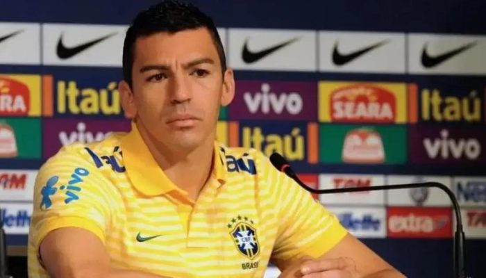 Lúcio, ex-capitão da Seleção, internado após acidente doméstico