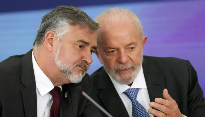 Lula planeja visitar Cristina Kirchner durante cúpula do Mercosul em julho