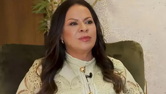 Mãe de Marília Mendonça reclama de presentes de fãs em áudio polêmico