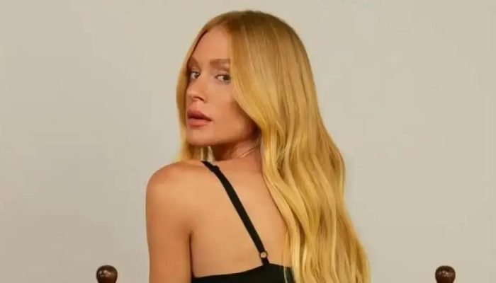 Marina Ruy Barbosa surpreende ao mudar cor de cabelo pela primeira vez