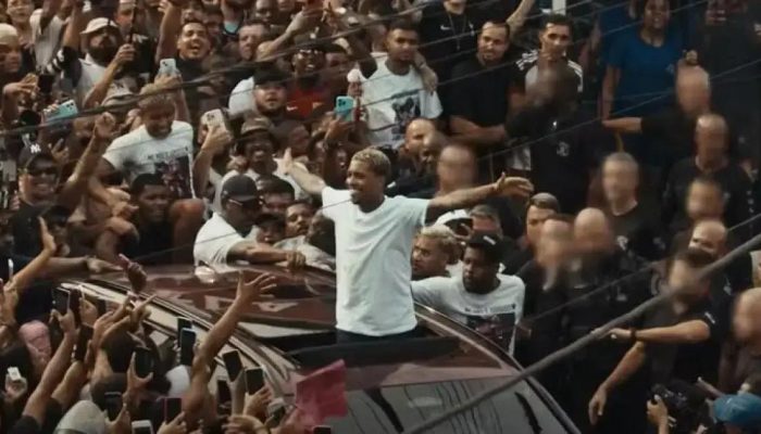 MC Poze do Rodo lança clipe polêmico após liberação da prisão