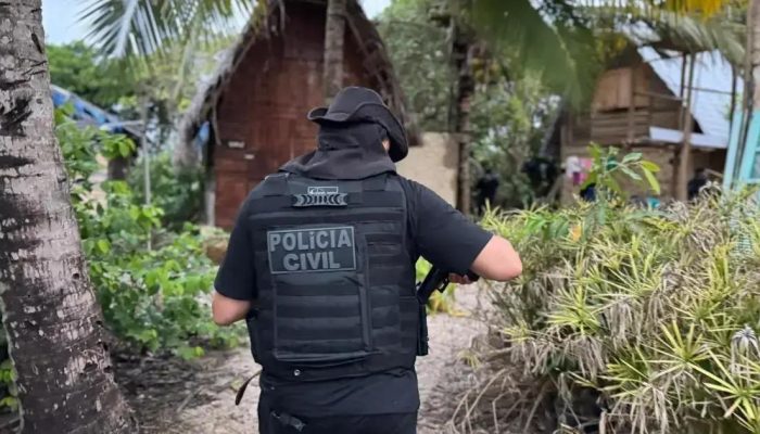 Megaoperação na RMS mira grupo criminoso e investiga mortes de jovens