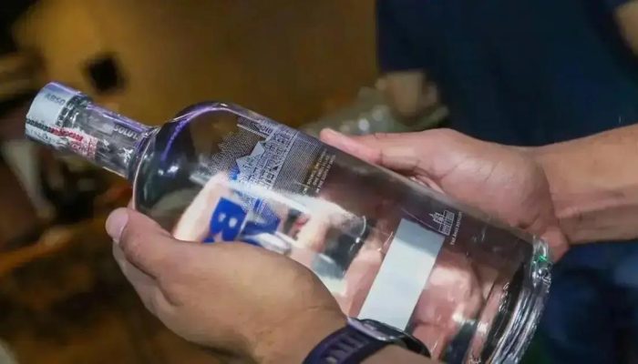 Metanol em bebidas causa 10 mortes e 47 intoxicações no Brasil