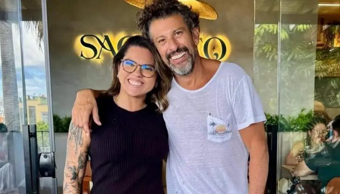 Milhem Cortaz encanta Salvador com monólogo no Teatro Faresi
