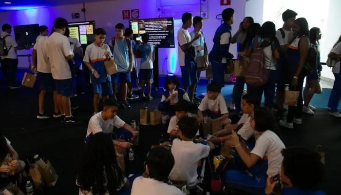 Mineramundo: espaço interativo leva mineração para estudantes baianos
