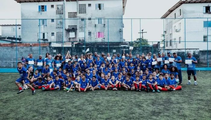 Monitores do Bora Bahêa Meu Bairro completam capacitação internacional em Salvador