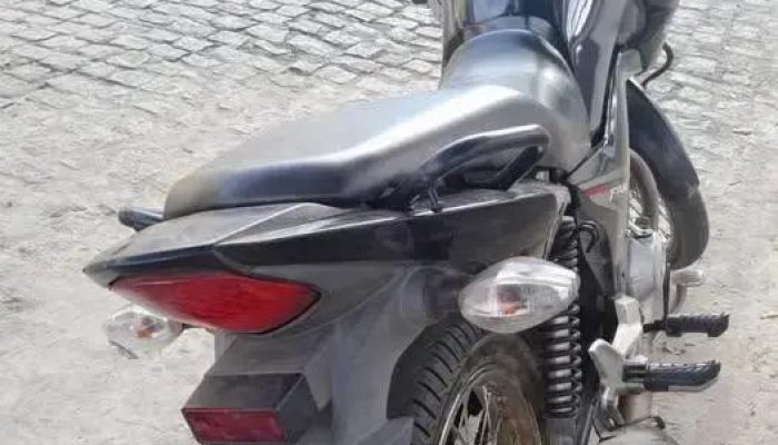 Moto recuperada: Policia de Itarantim encontra veículo furtado em Itororó