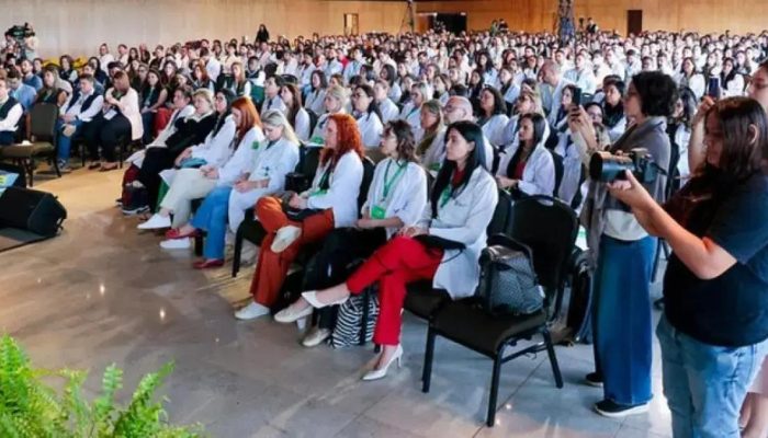 Novos 407 médicos do Mais Médicos chegam a 22 estados do Brasil