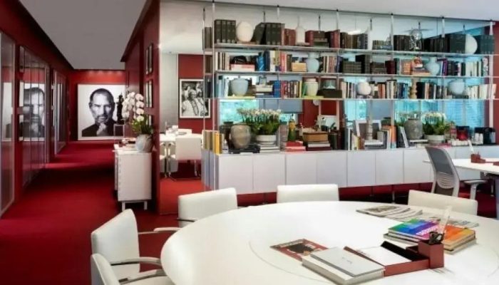 O escritório vibrante de Nizan Guanaes em destaque na Casa Vogue