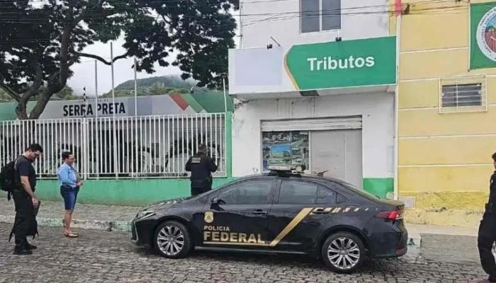 Operação da PF investiga fraudes em alvarás de táxi em Serra Preta