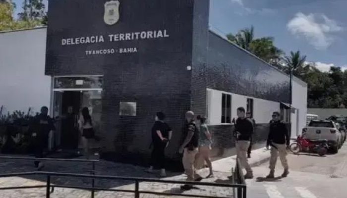 Operação VITA prende mulheres e apreende adolescente por tráfico em Porto Seguro
