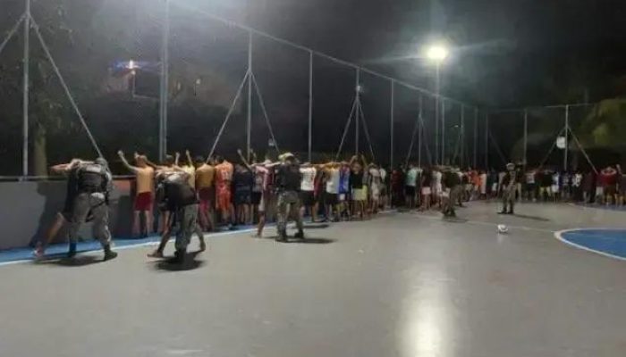 Organizadores de torneio de futsal premiado com maconha são presos pela polícia